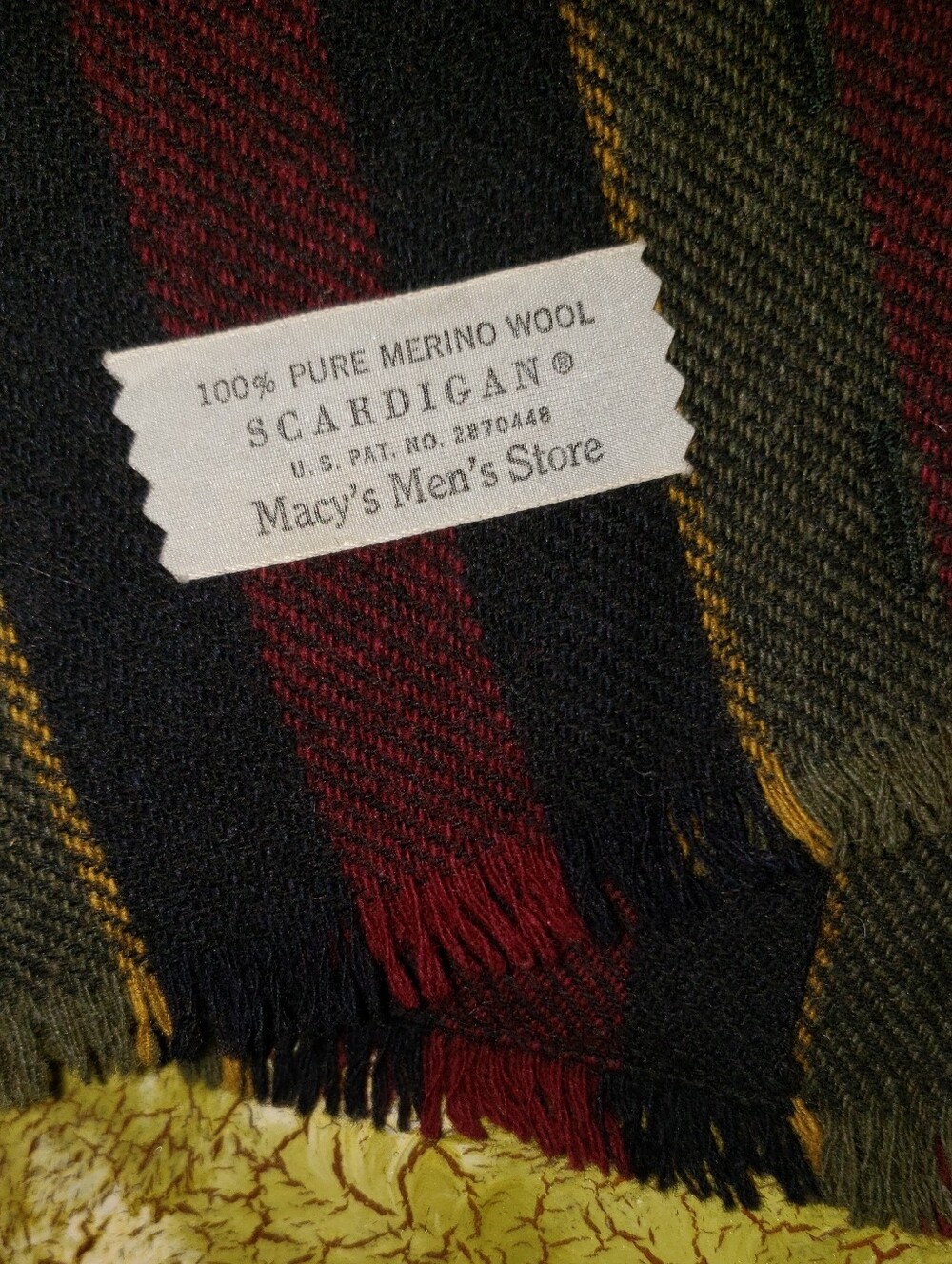 Macy's Men's Store 100% Pure Merino Wool Scarf Featuring a Tartan Pattern - Picture 2 of 5